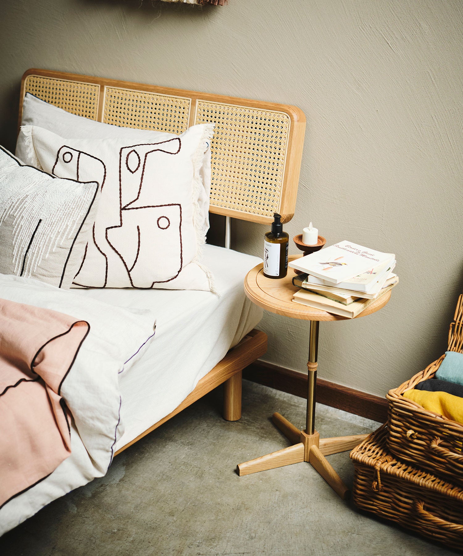 LULL SINGLE BED FRAME