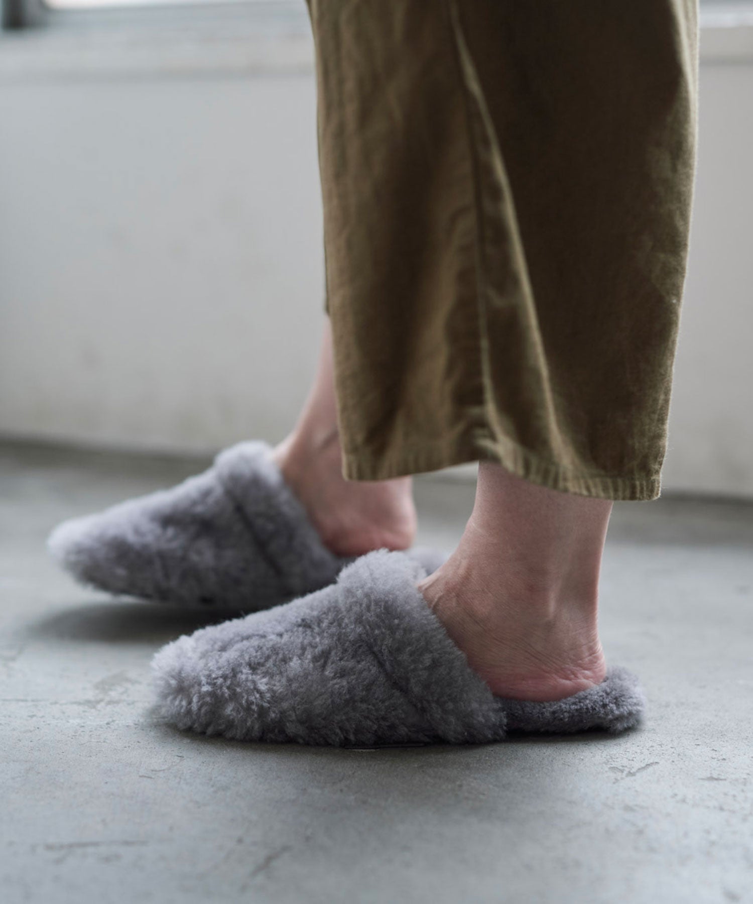gray / Mサイズ