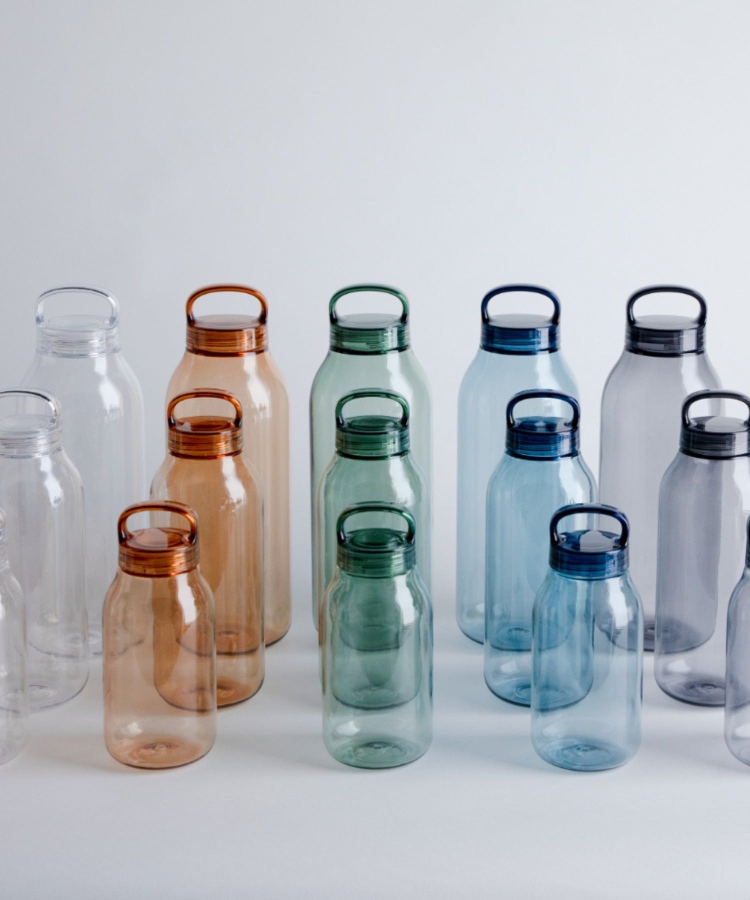 手前から300ml、500ml、950ml