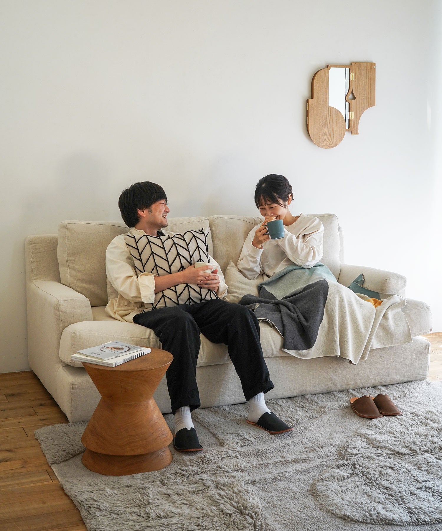 大人2人がゆったりと座れます。