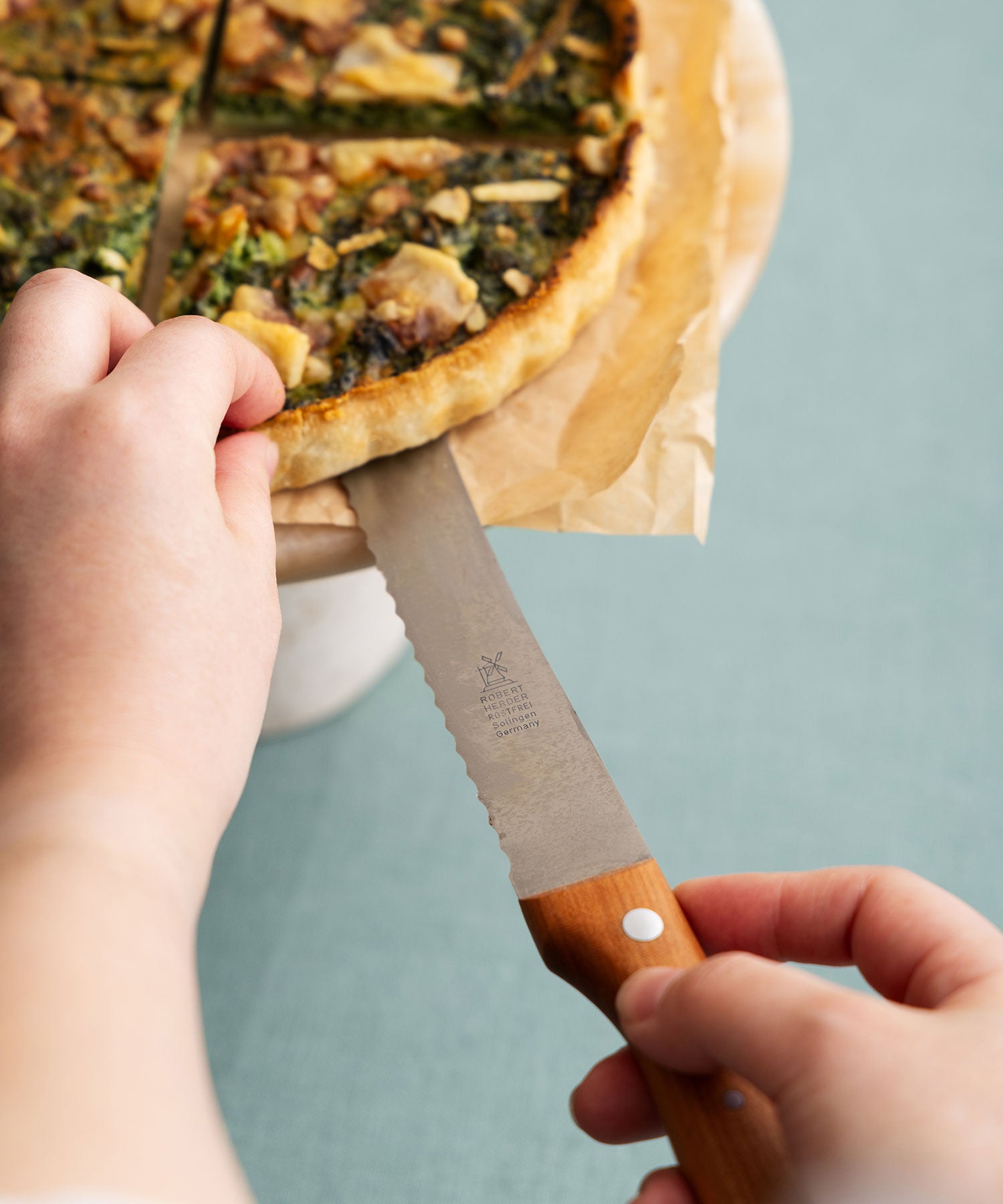 BREAD  KNIFE