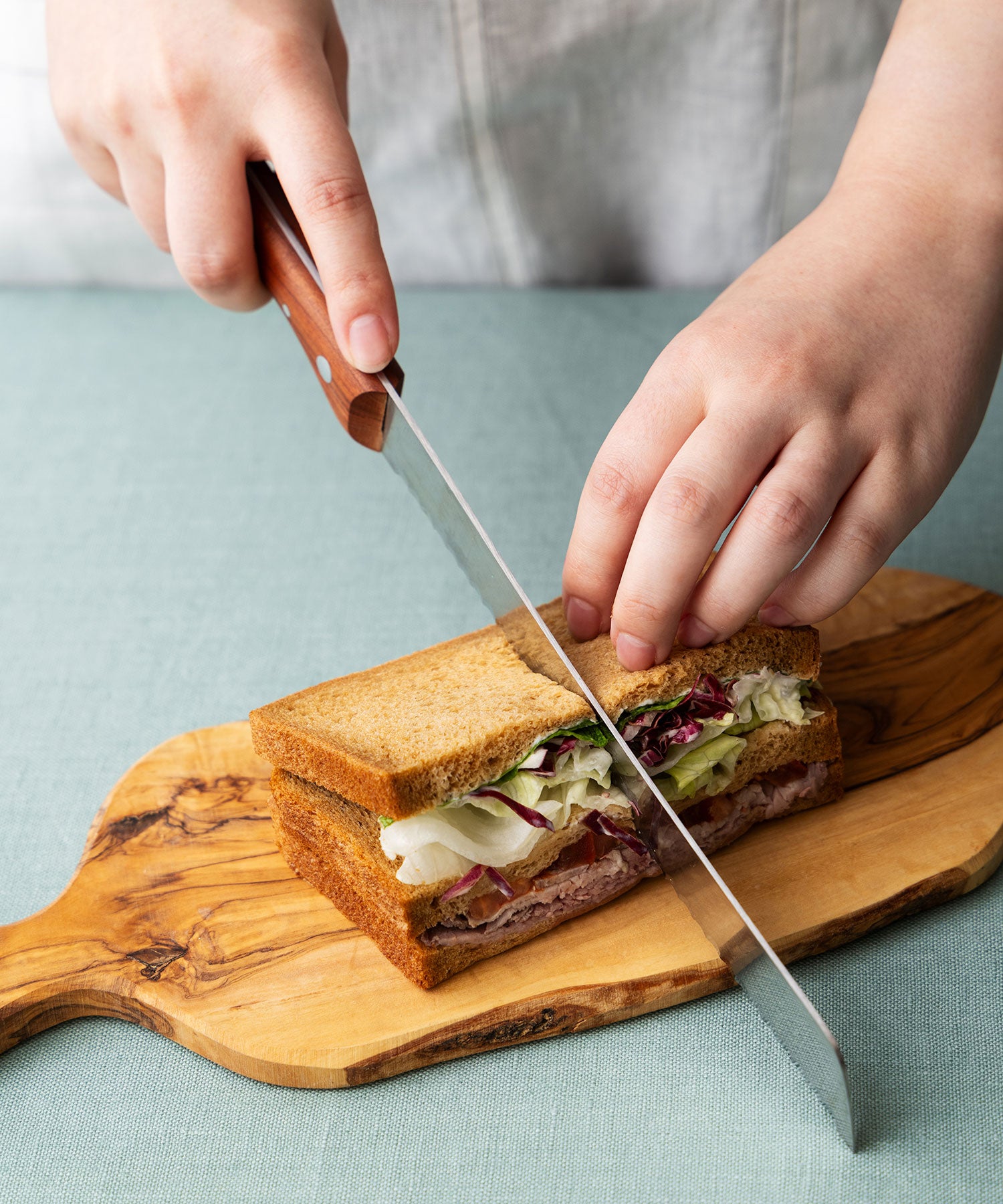 BREAD  KNIFE