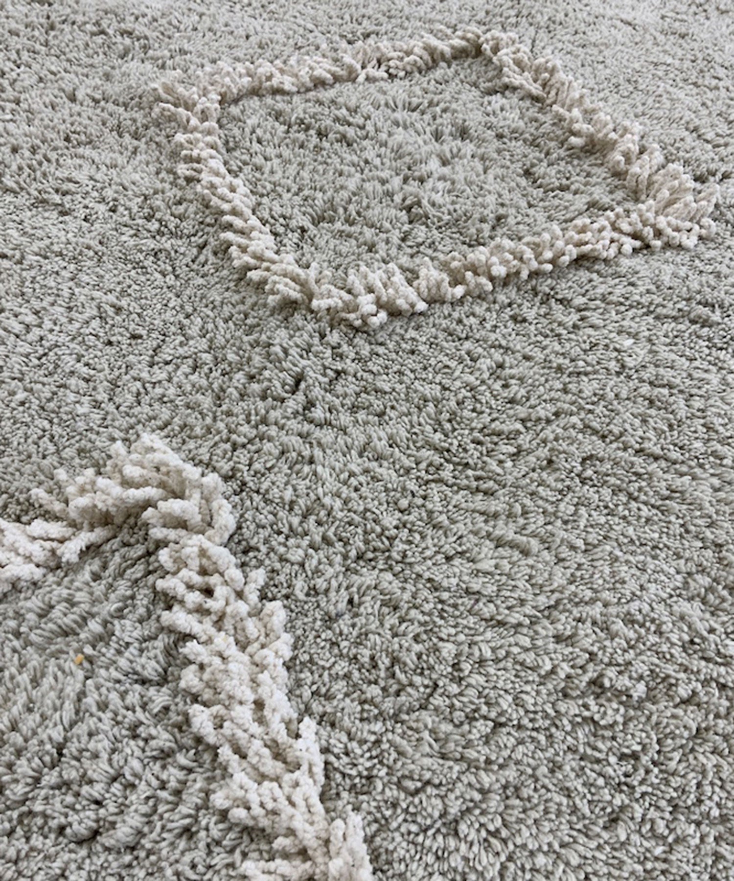 GEMMA RUG 1400×2000mm