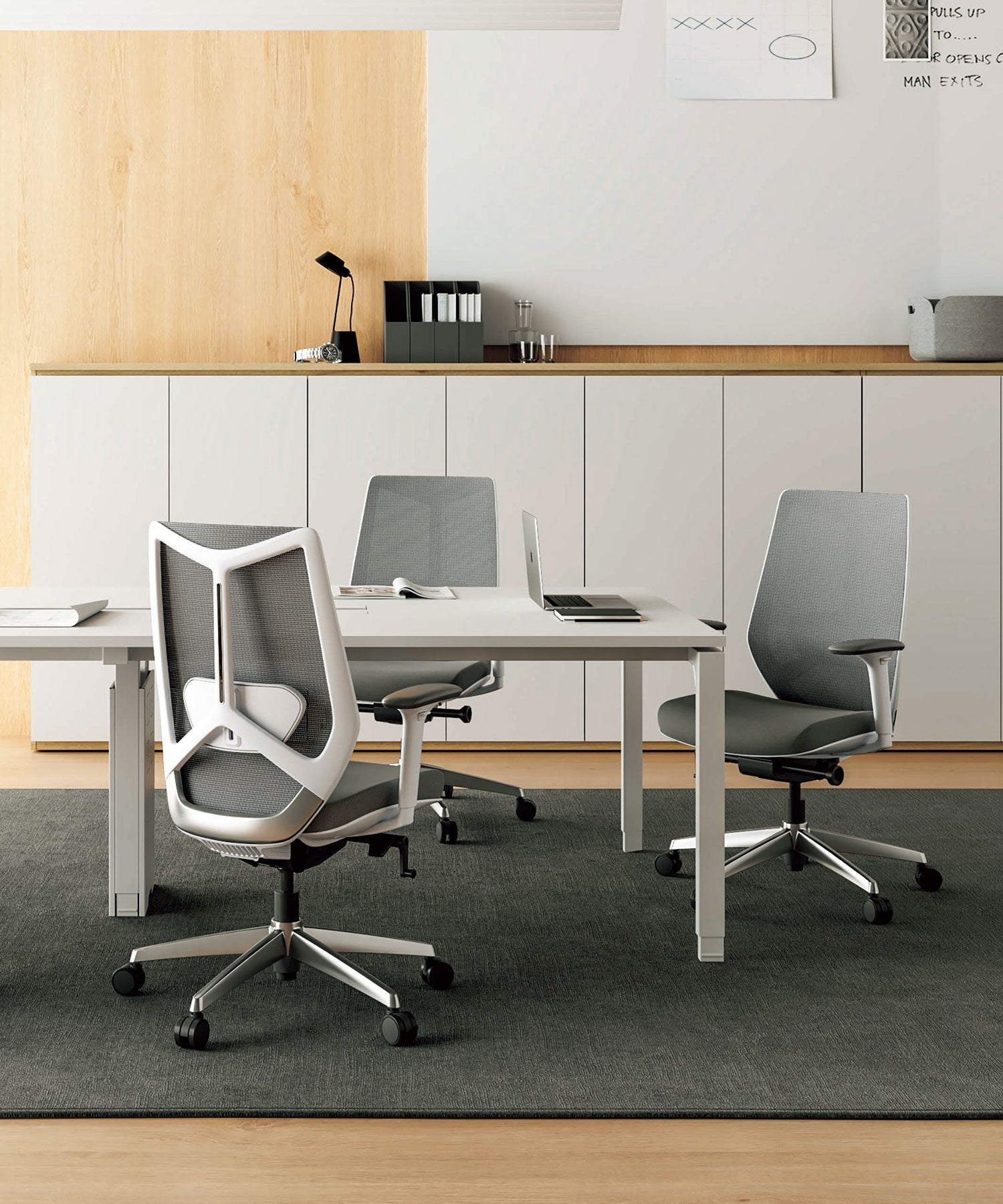 VIVY CHAIR