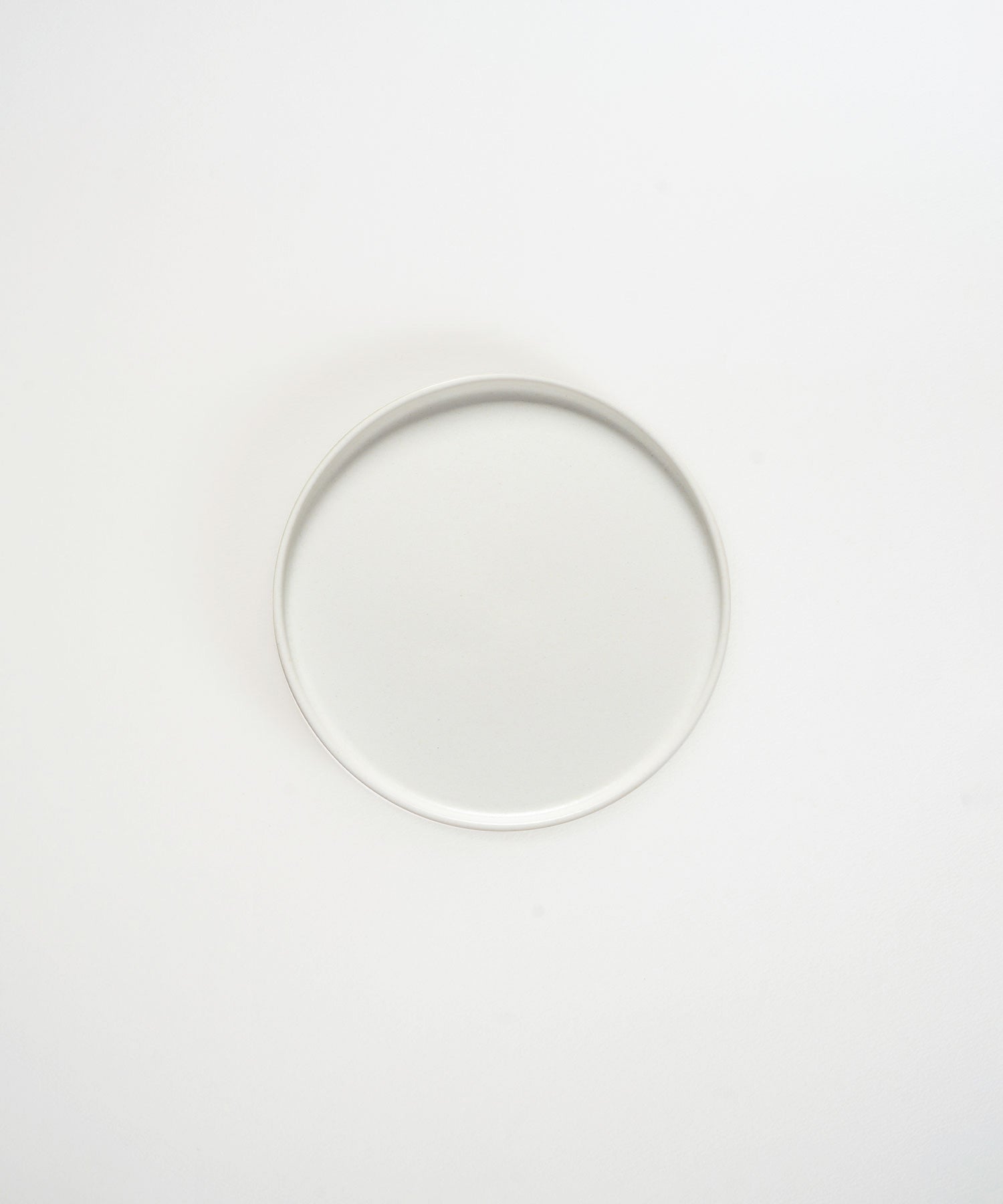 white_21cm