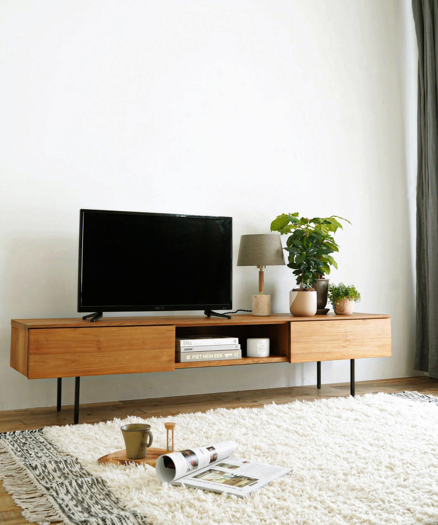 NEW TV BOARD