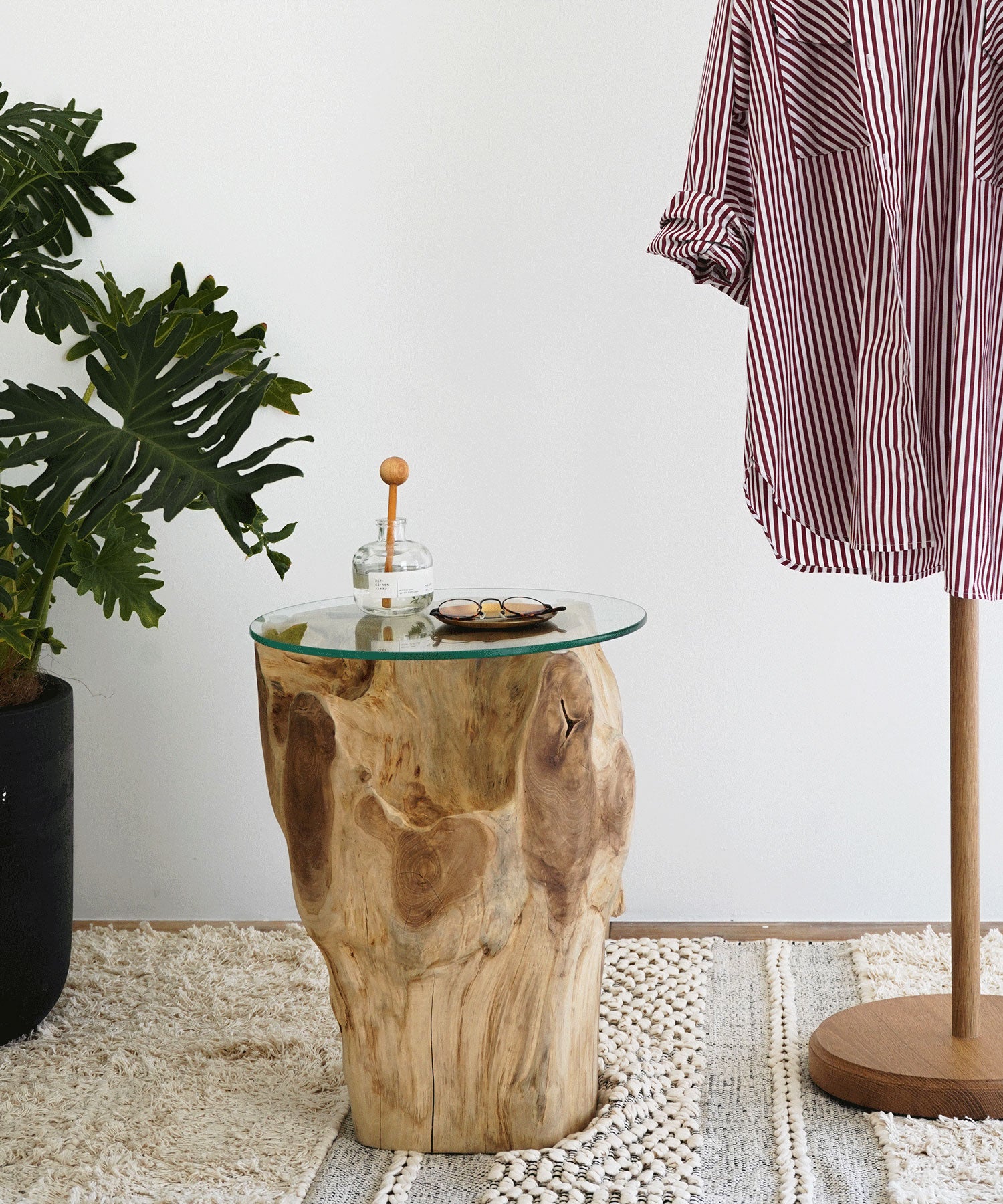 TOOR SIDE TABLE