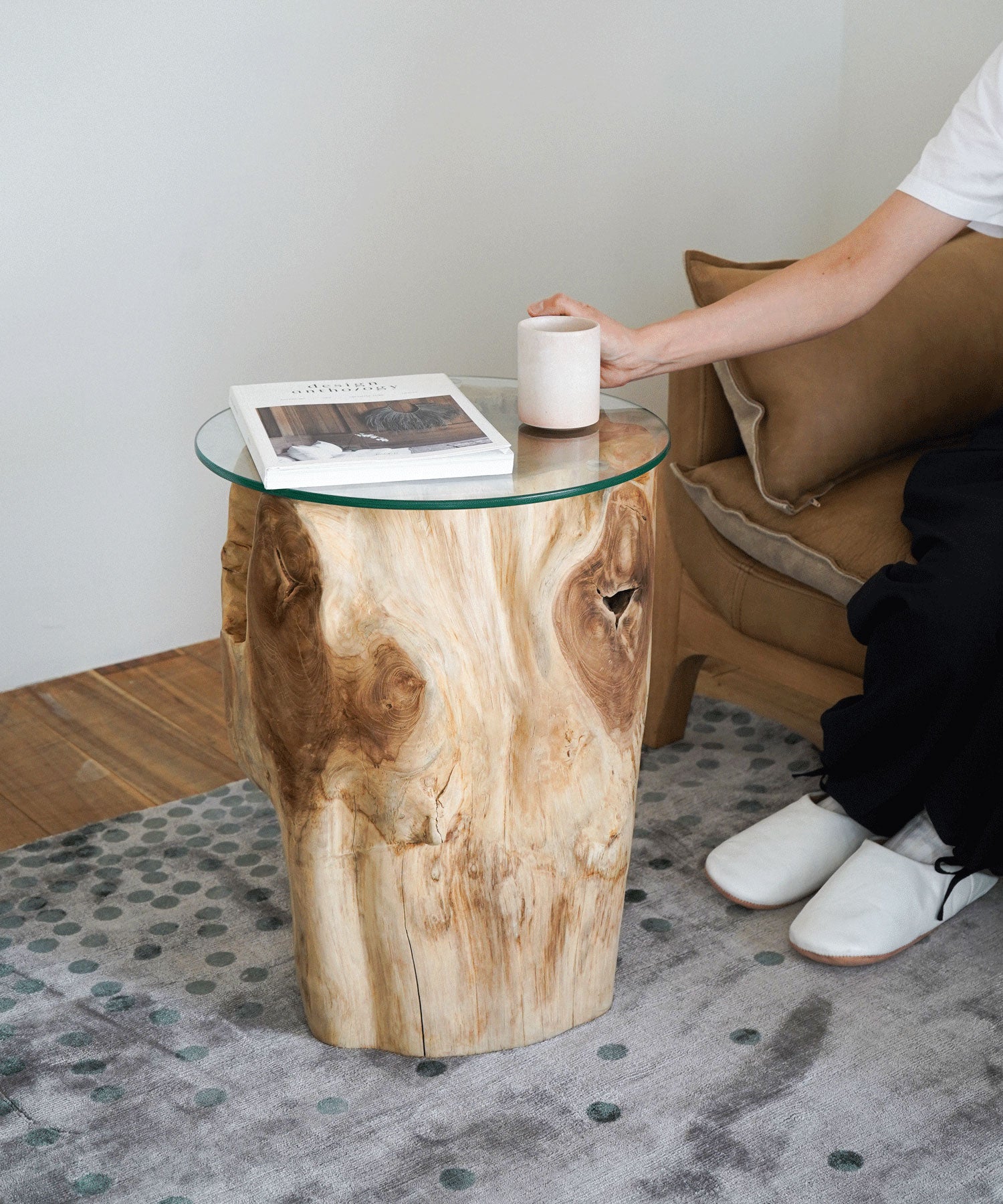 TOOR SIDE TABLE