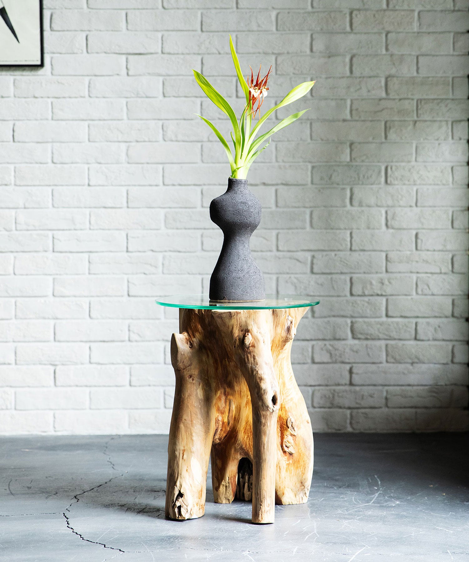 TOOR SIDE TABLE