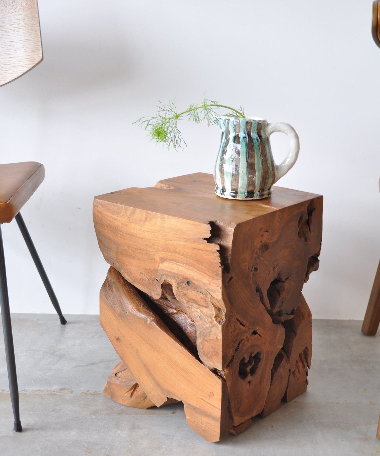 TOOR STOOL