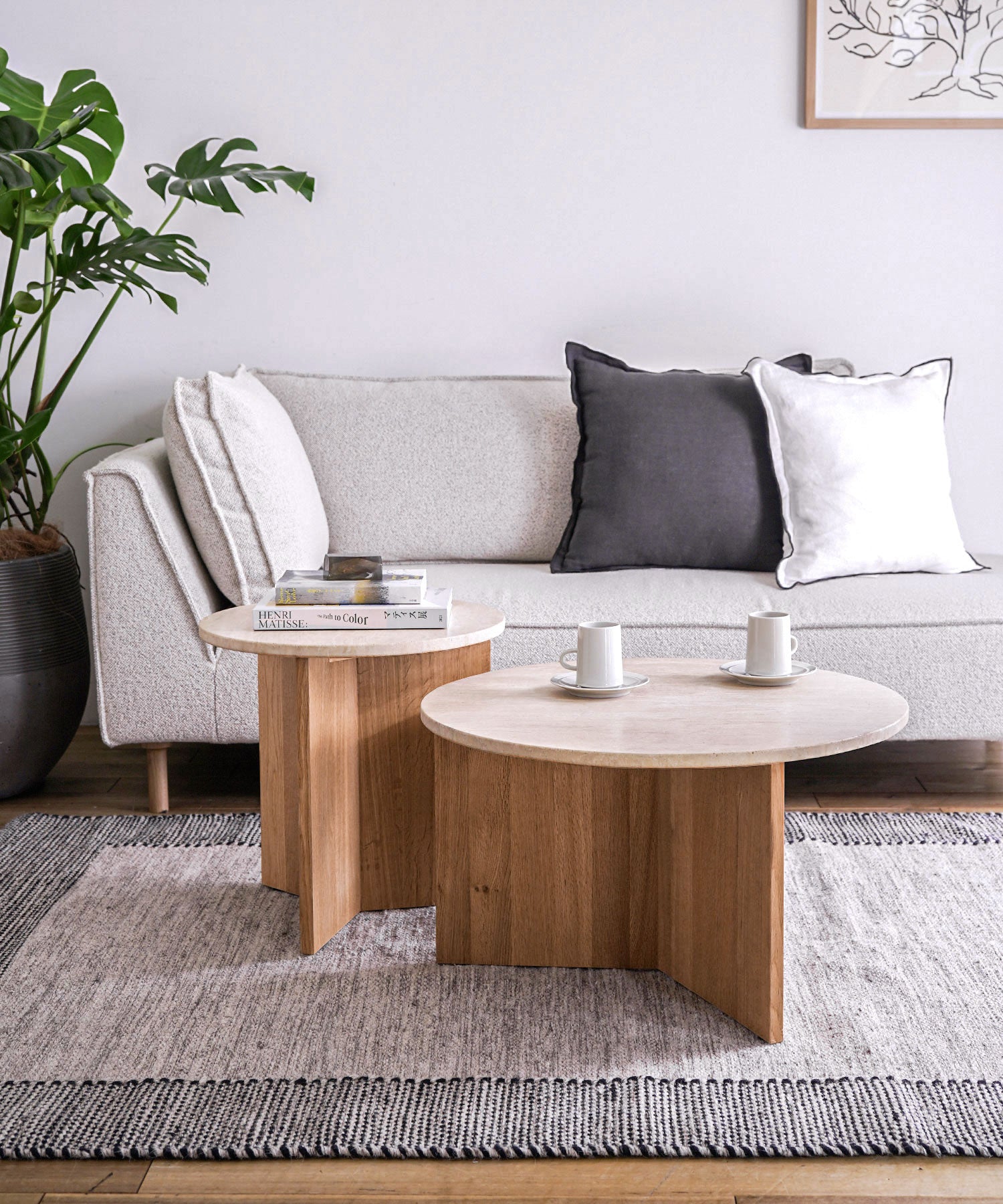 AMICA ROUND COFFEE TABLE