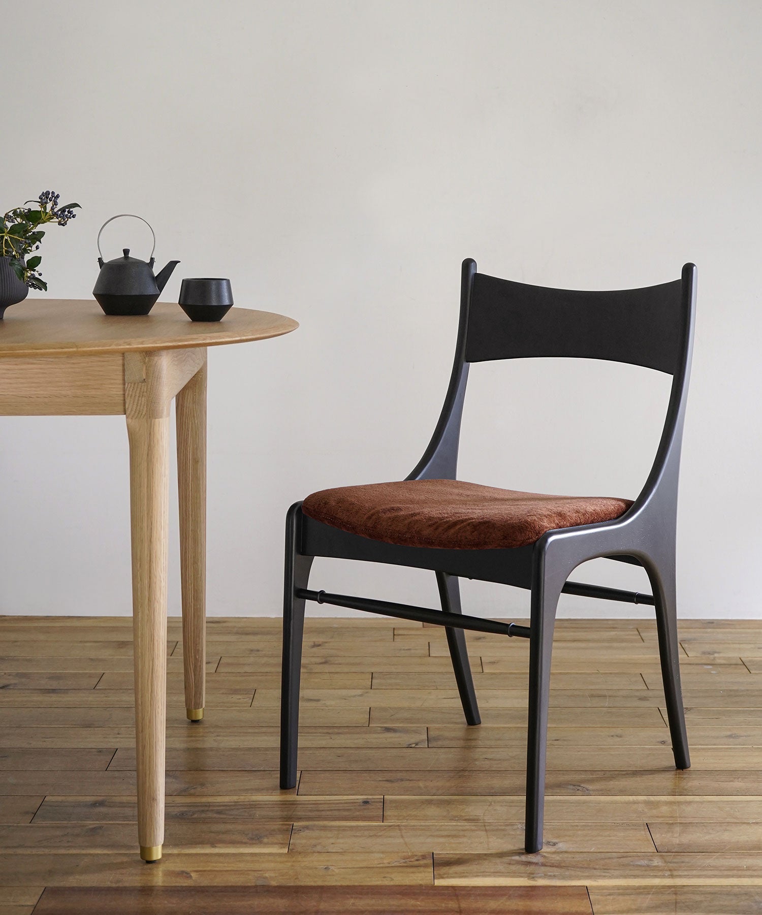 BELTA CHAIR BLACK