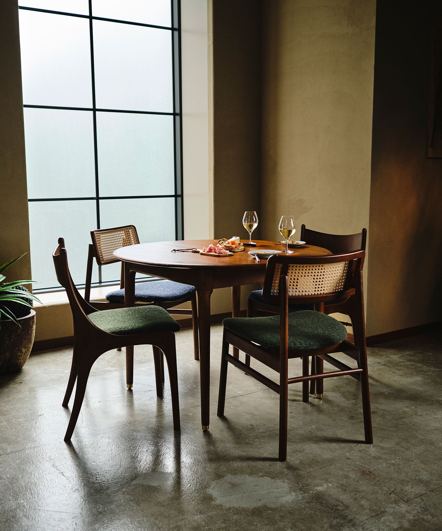CARINA CHAIR BROWN