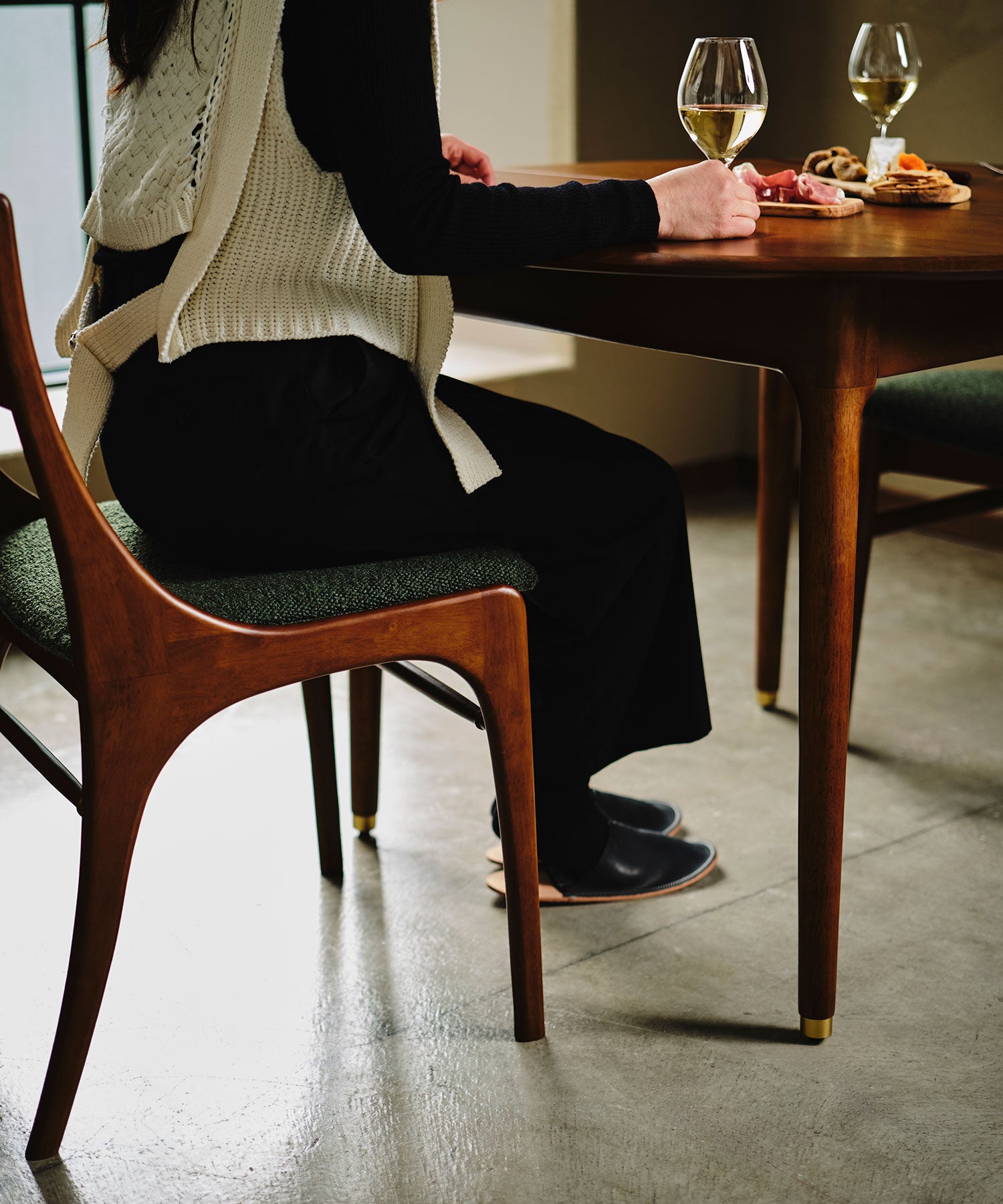 BELTA CHAIR NATURAL