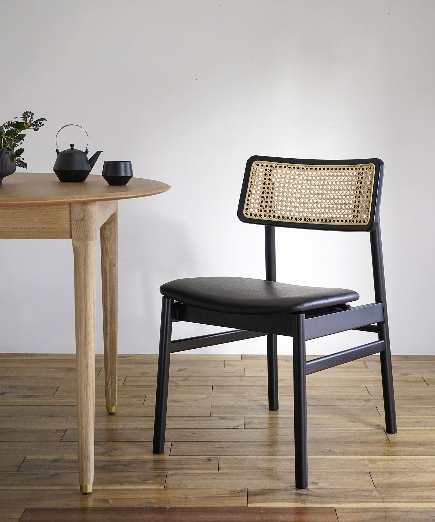 CARINA CHAIR BLACK
