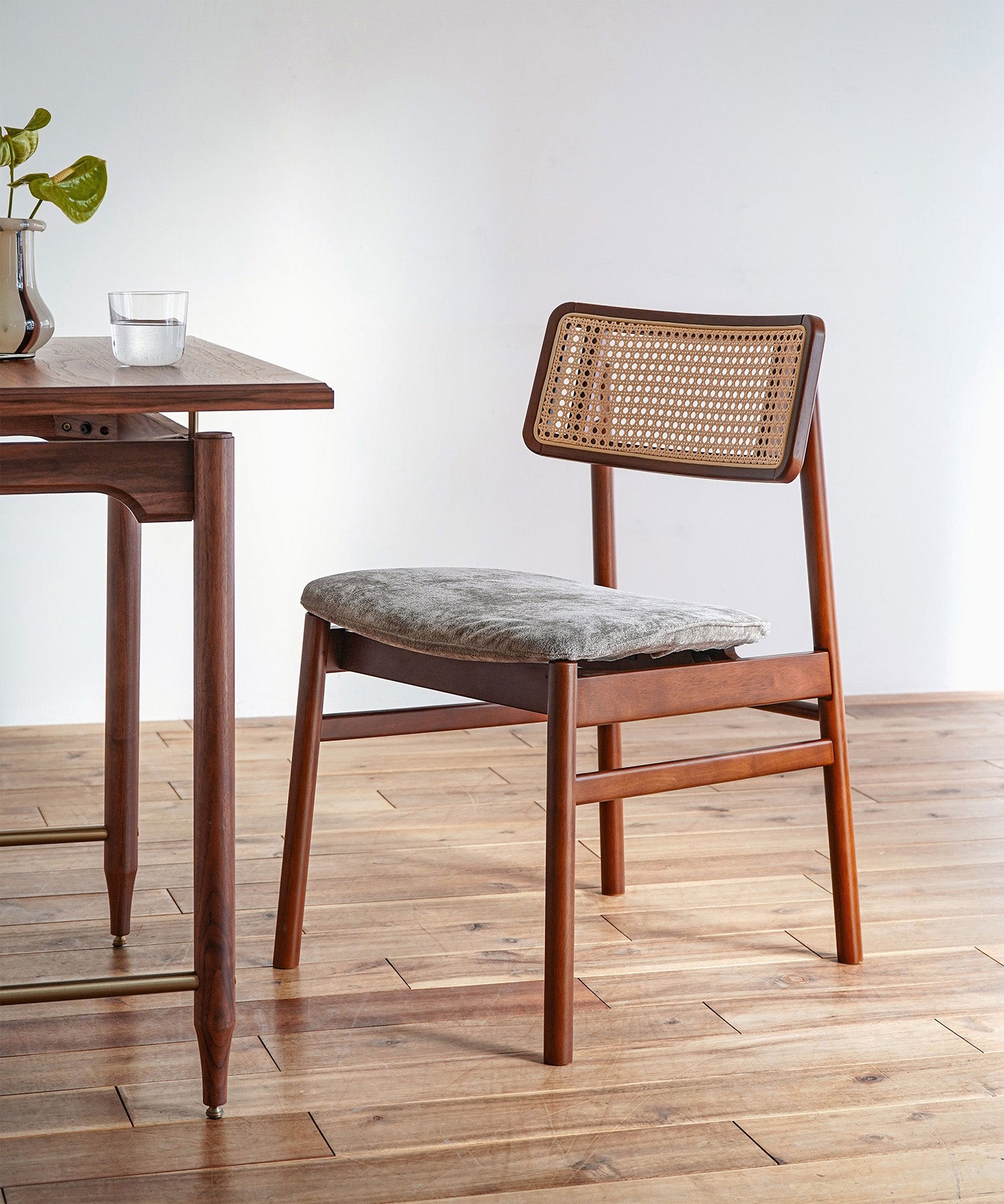 CARINA CHAIR BROWN