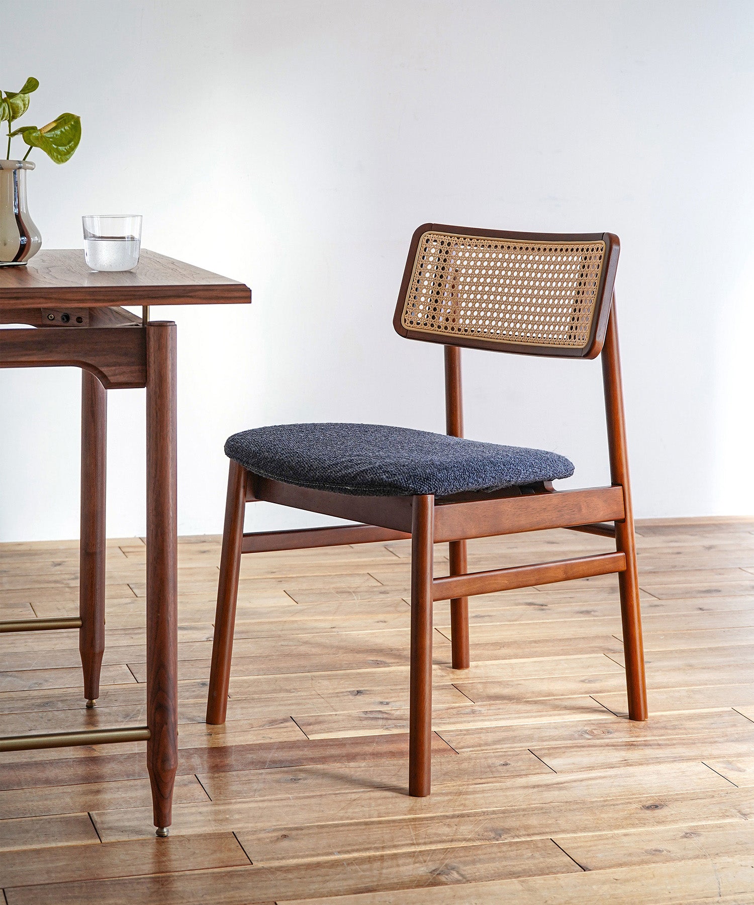 CARINA CHAIR BROWN