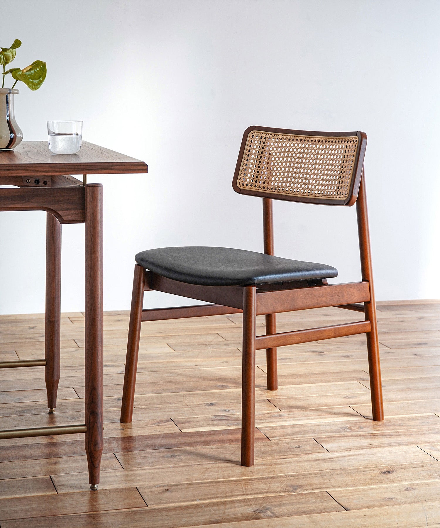 CARINA CHAIR BROWN
