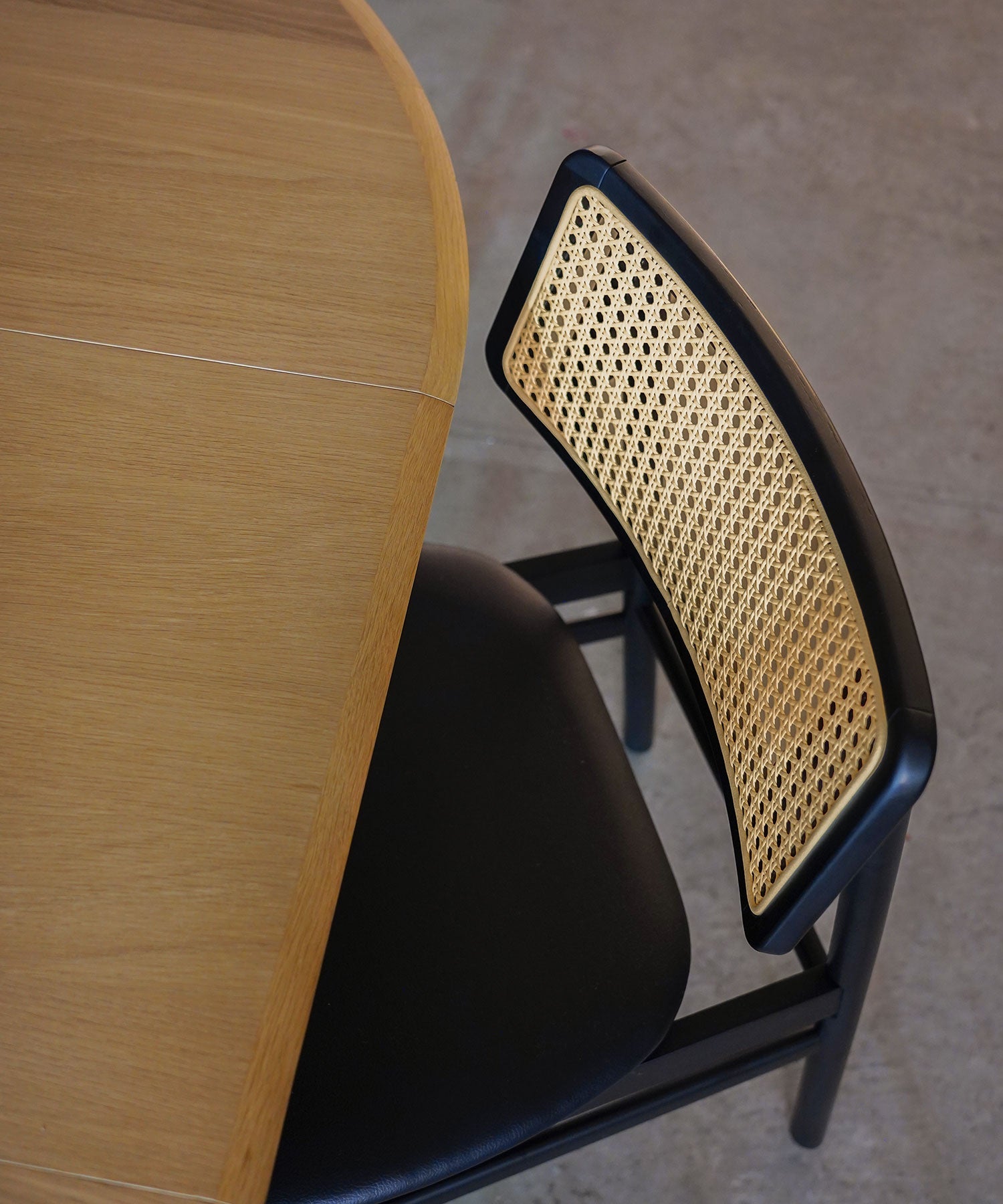CARINA CHAIR BLACK