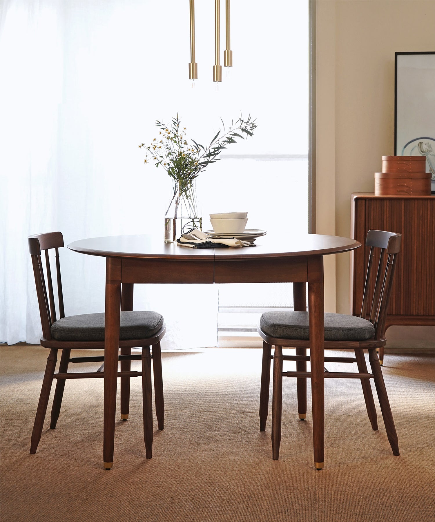 JULIE ROUND EXTENSION DINING TABLE