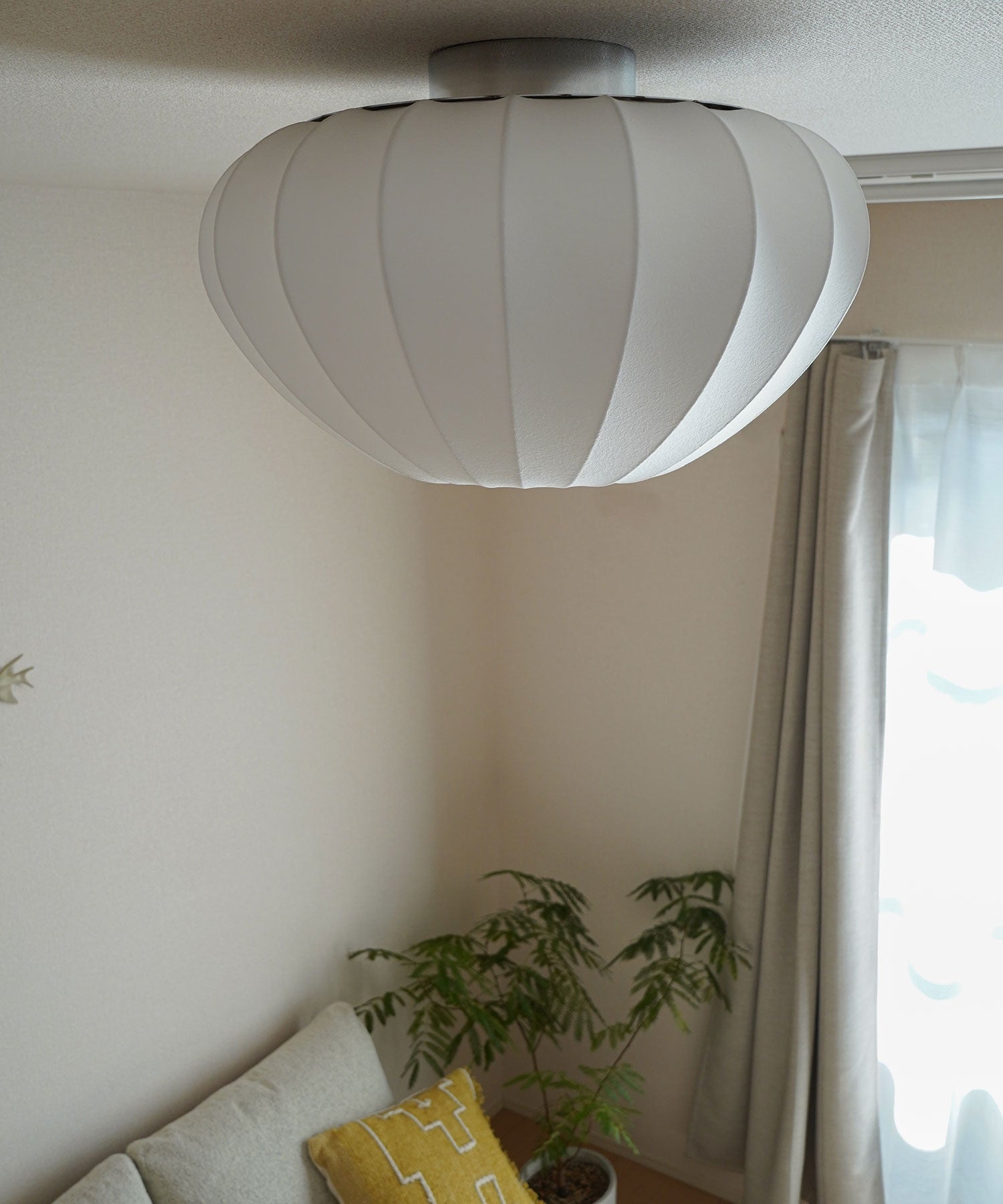 POM CEILING LAMP