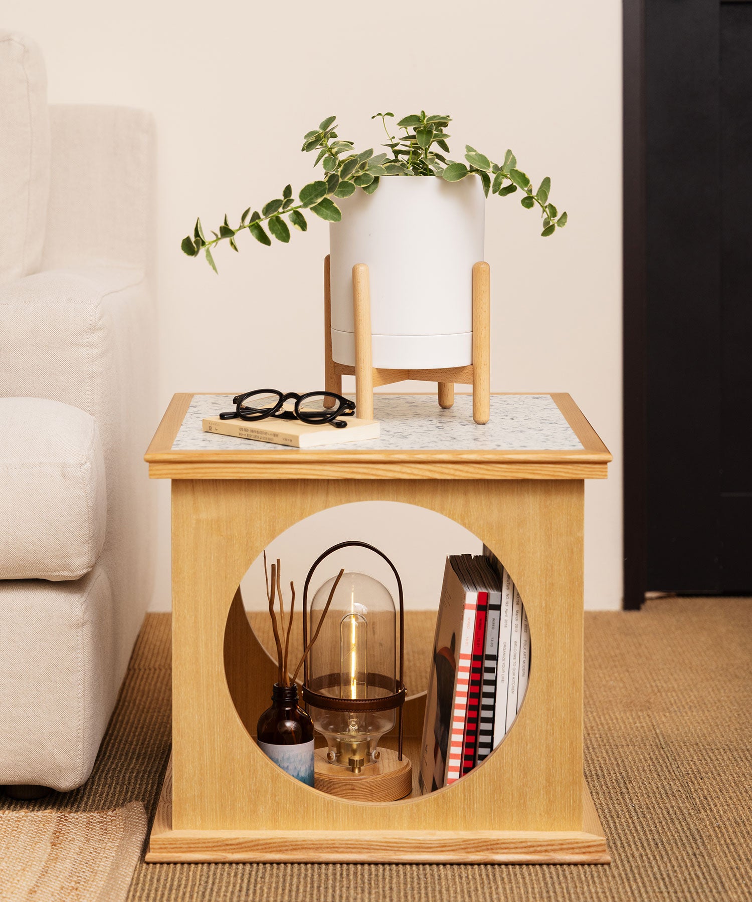 SQUARE SIDE TABLE