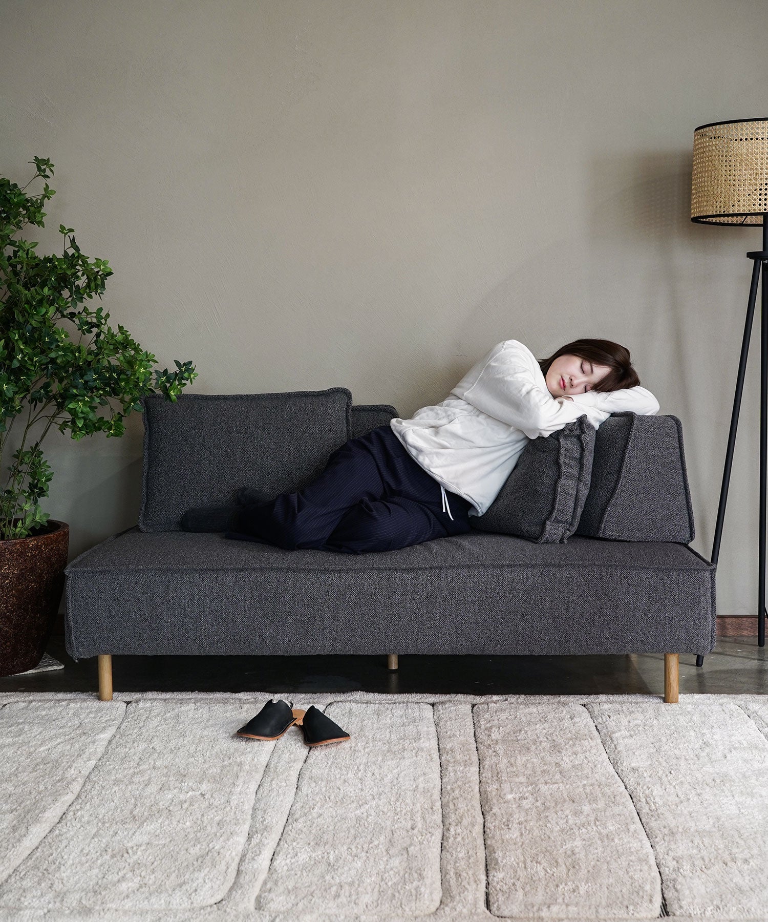 TOFU ISLAND SOFA