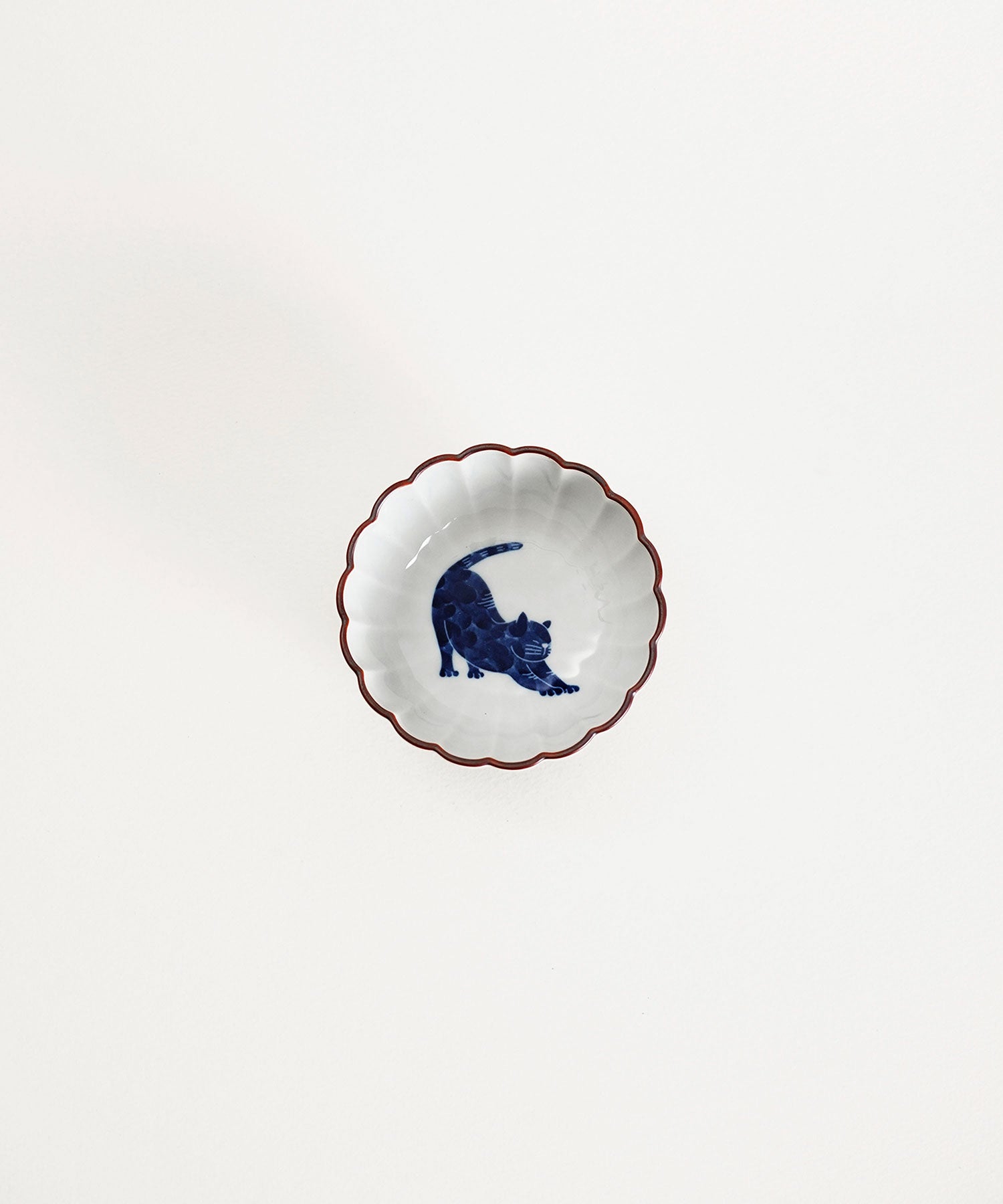 背伸び（white1）