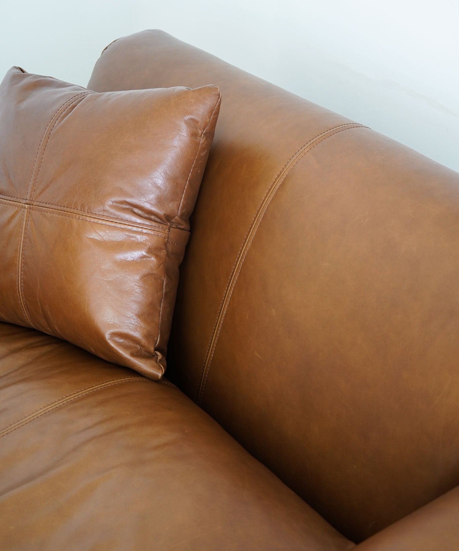 【予約商品・8月中旬入荷予定】【別注品】GIL SOFA