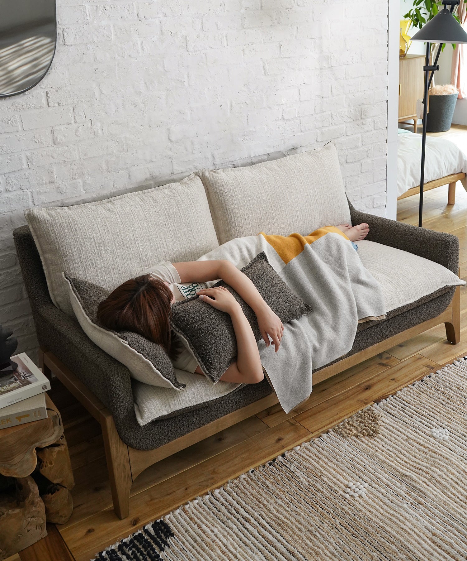 WOODNEST 2P SOFA