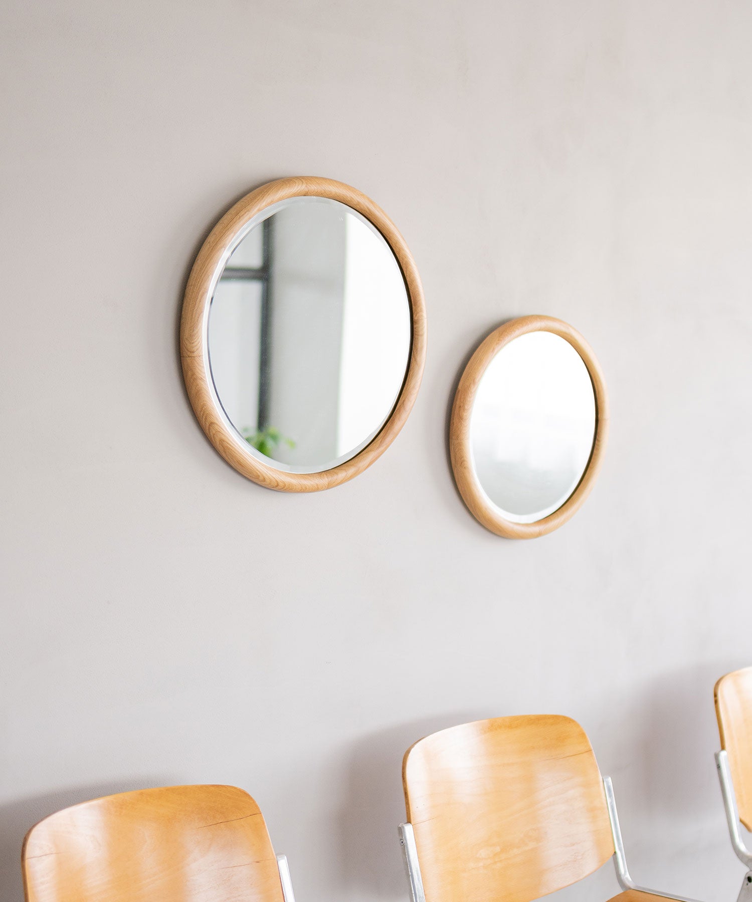 Round Mirror SUK