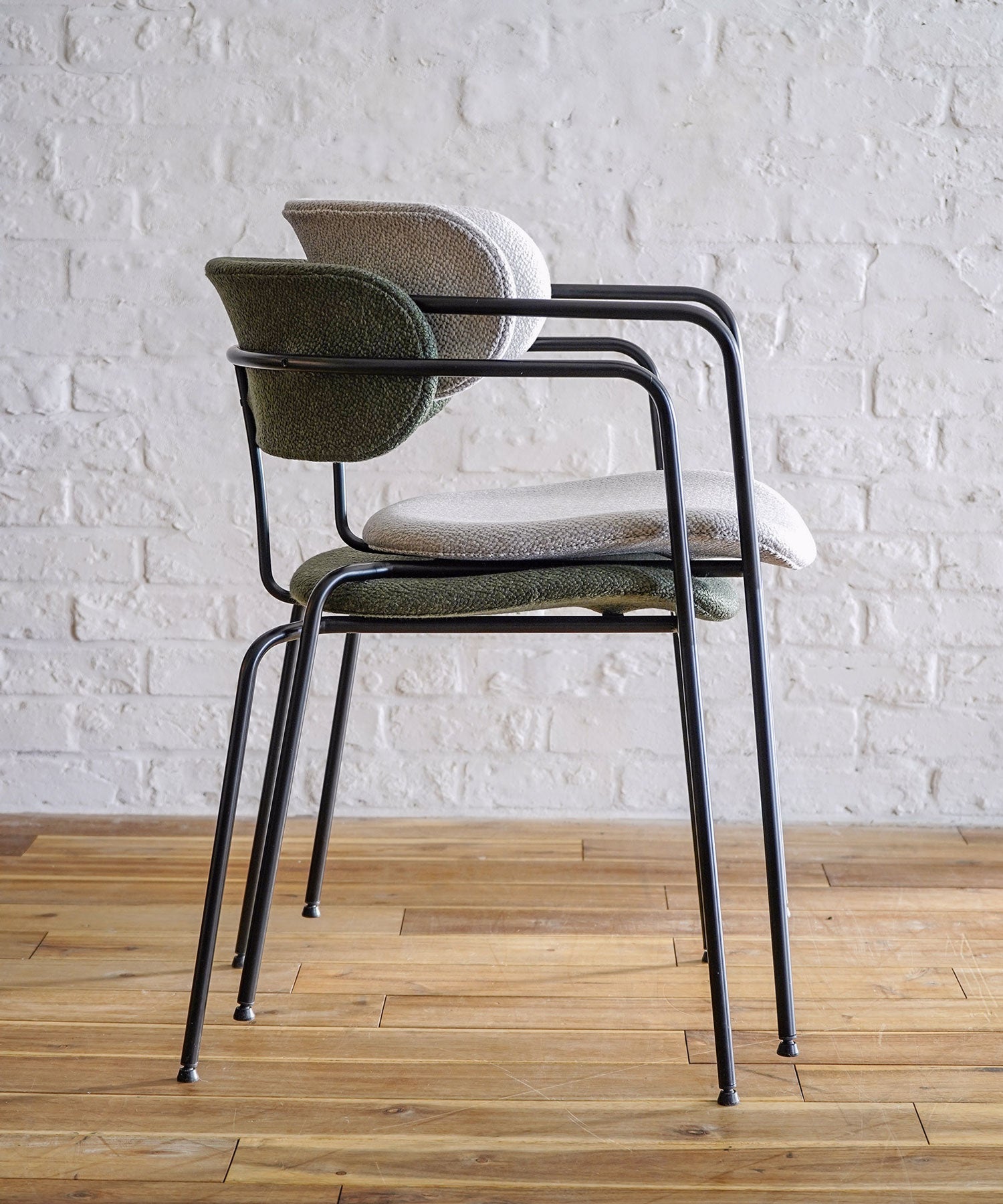 HOAKA CHAIR