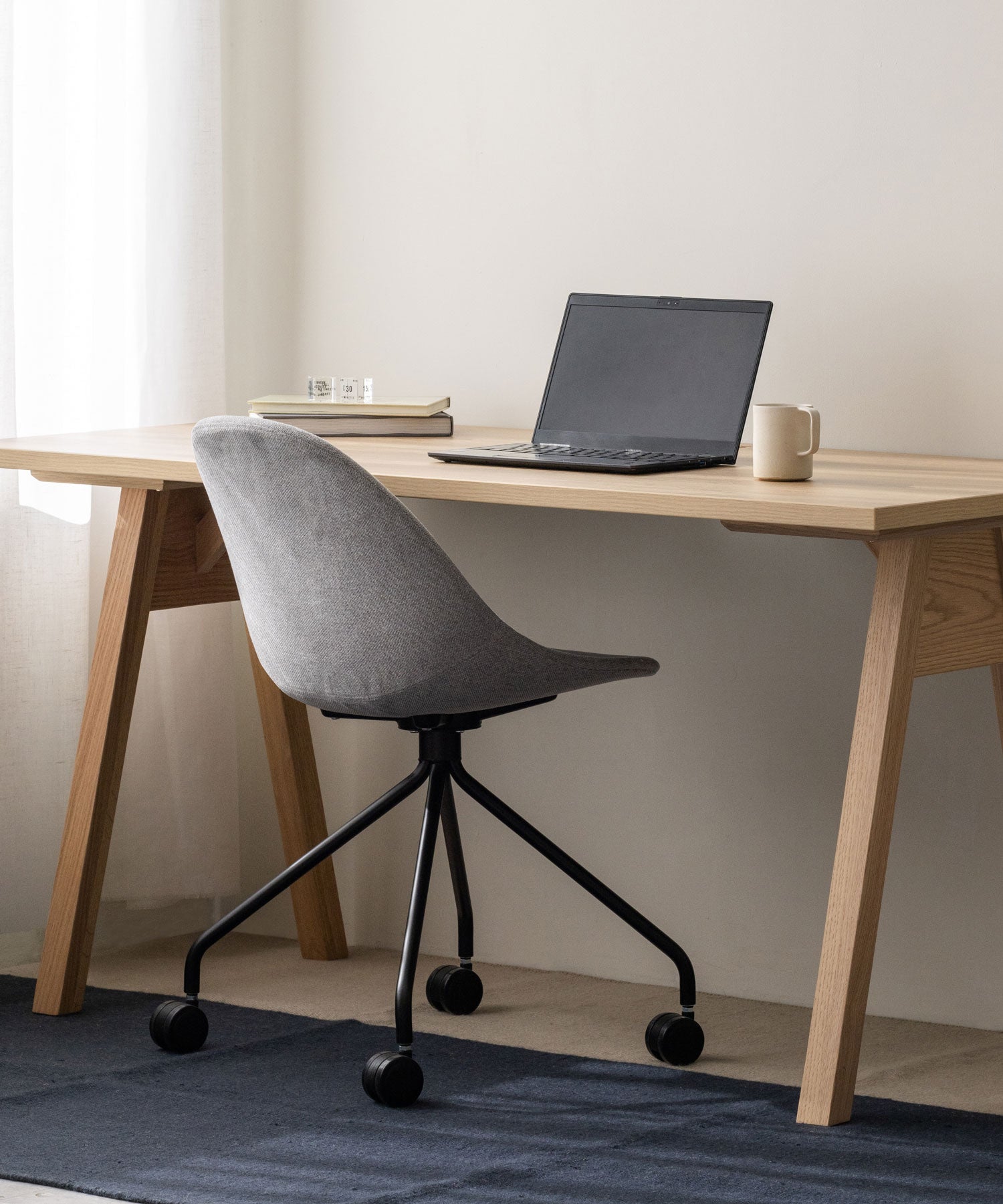 KANOA CASTOR CHAIR