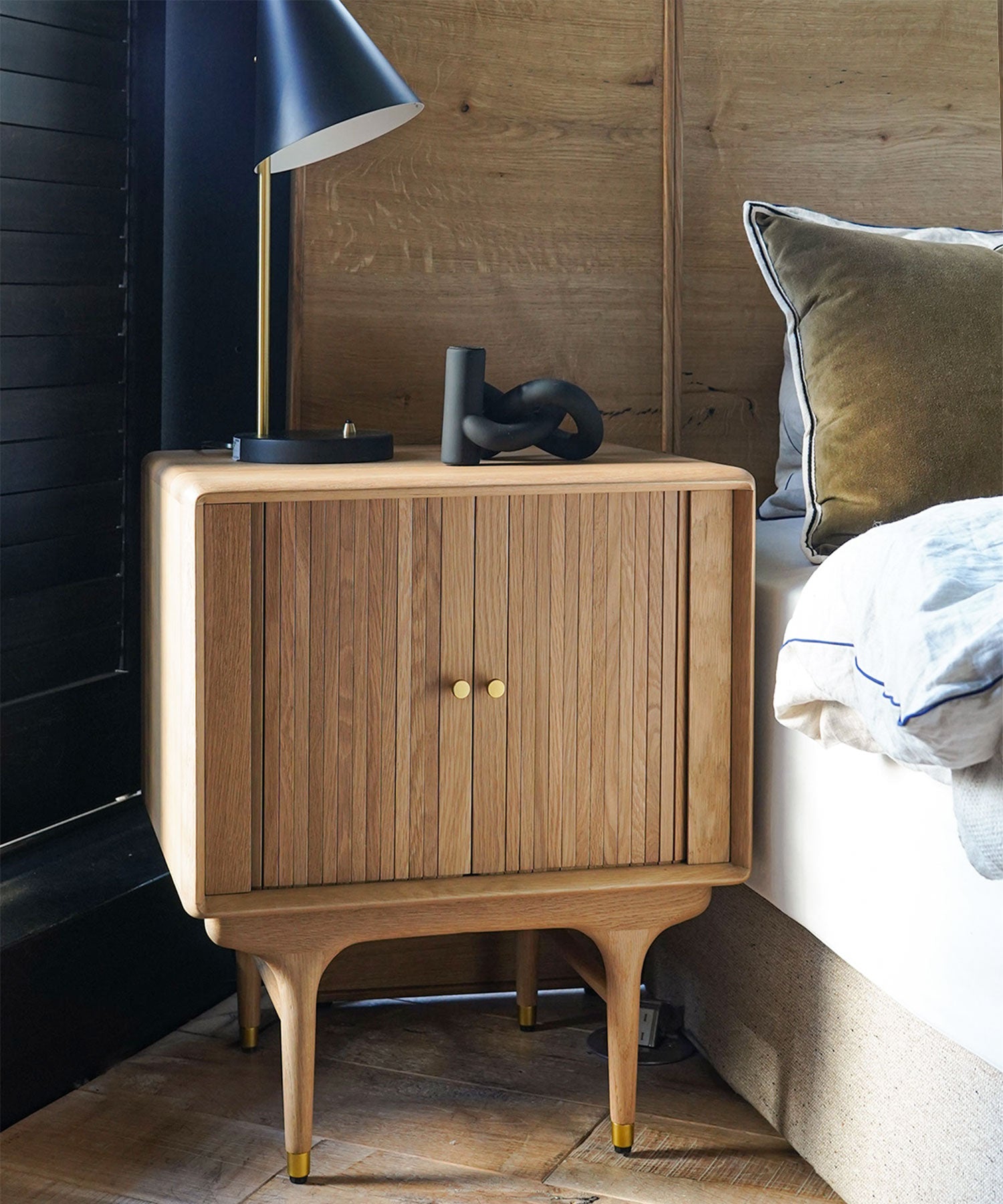 JULIE 2DOOR BEDSIDE TABLE WHITE OAK