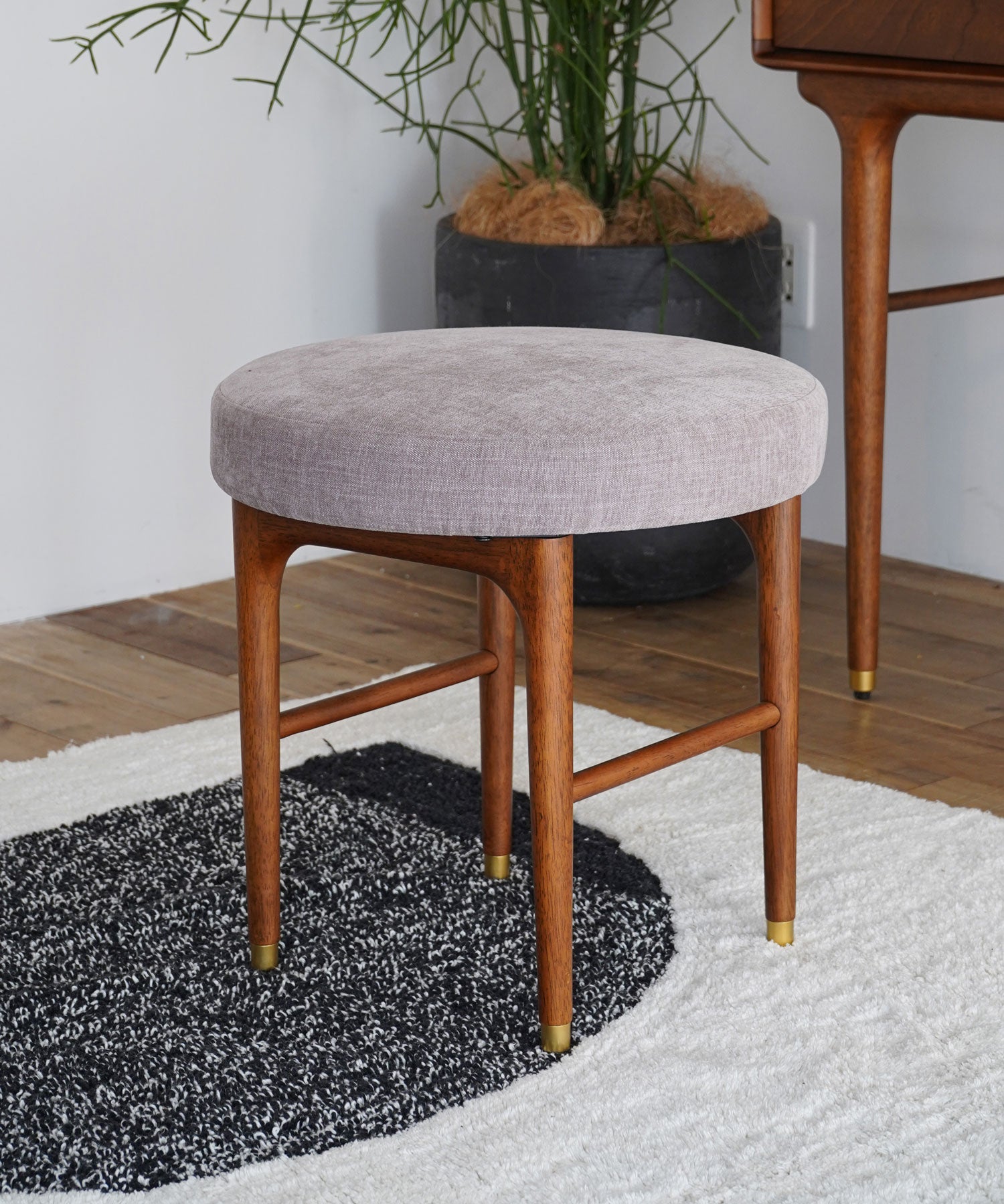 JULIE DRESSING STOOL