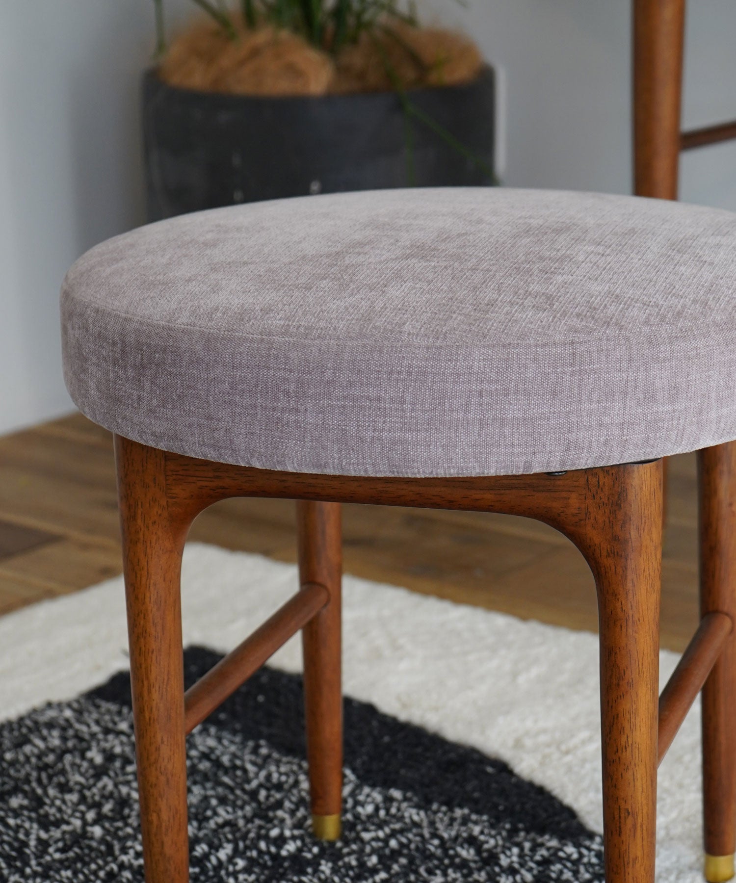 JULIE DRESSING STOOL