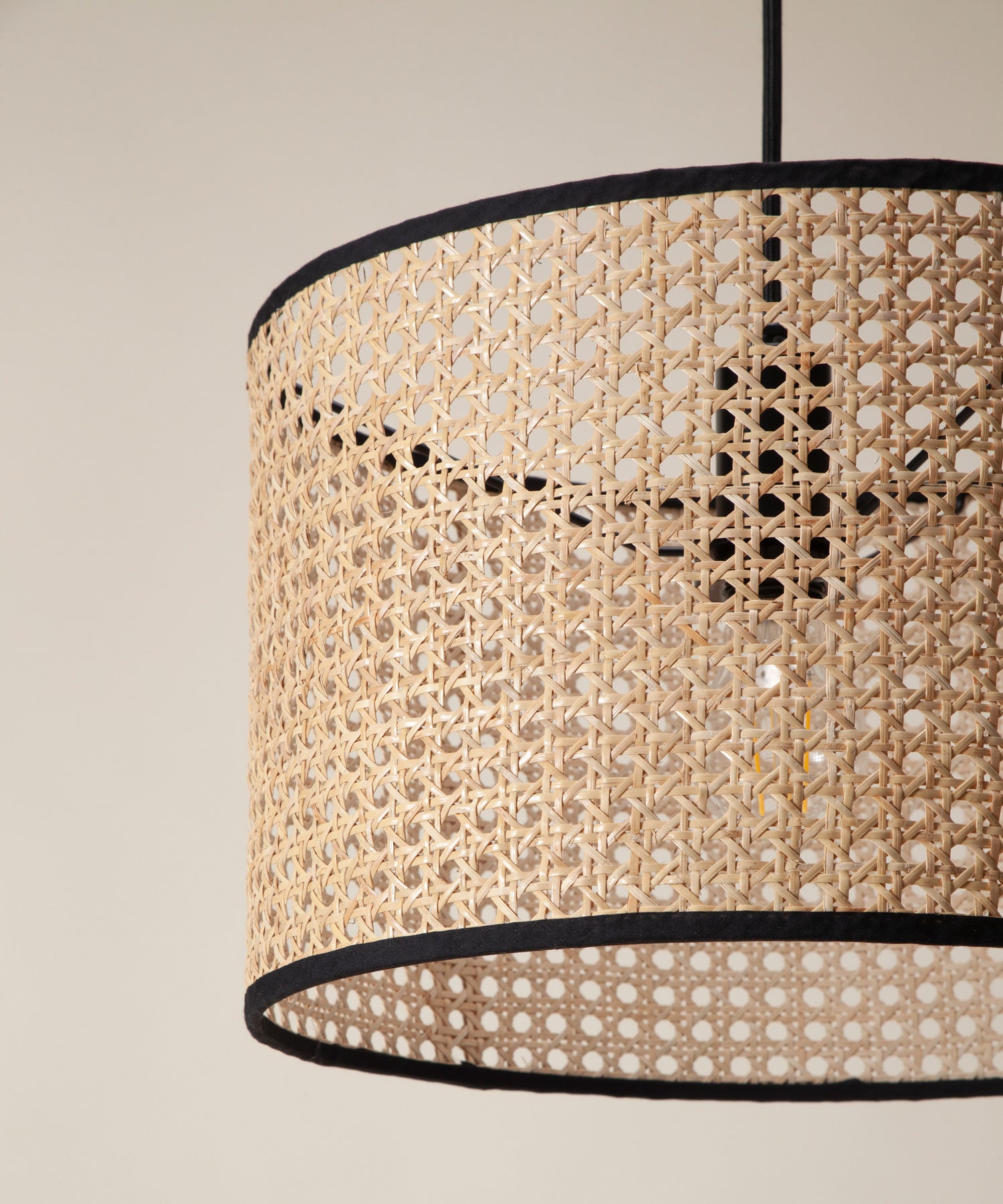 HEMMING PENDANT LAMP